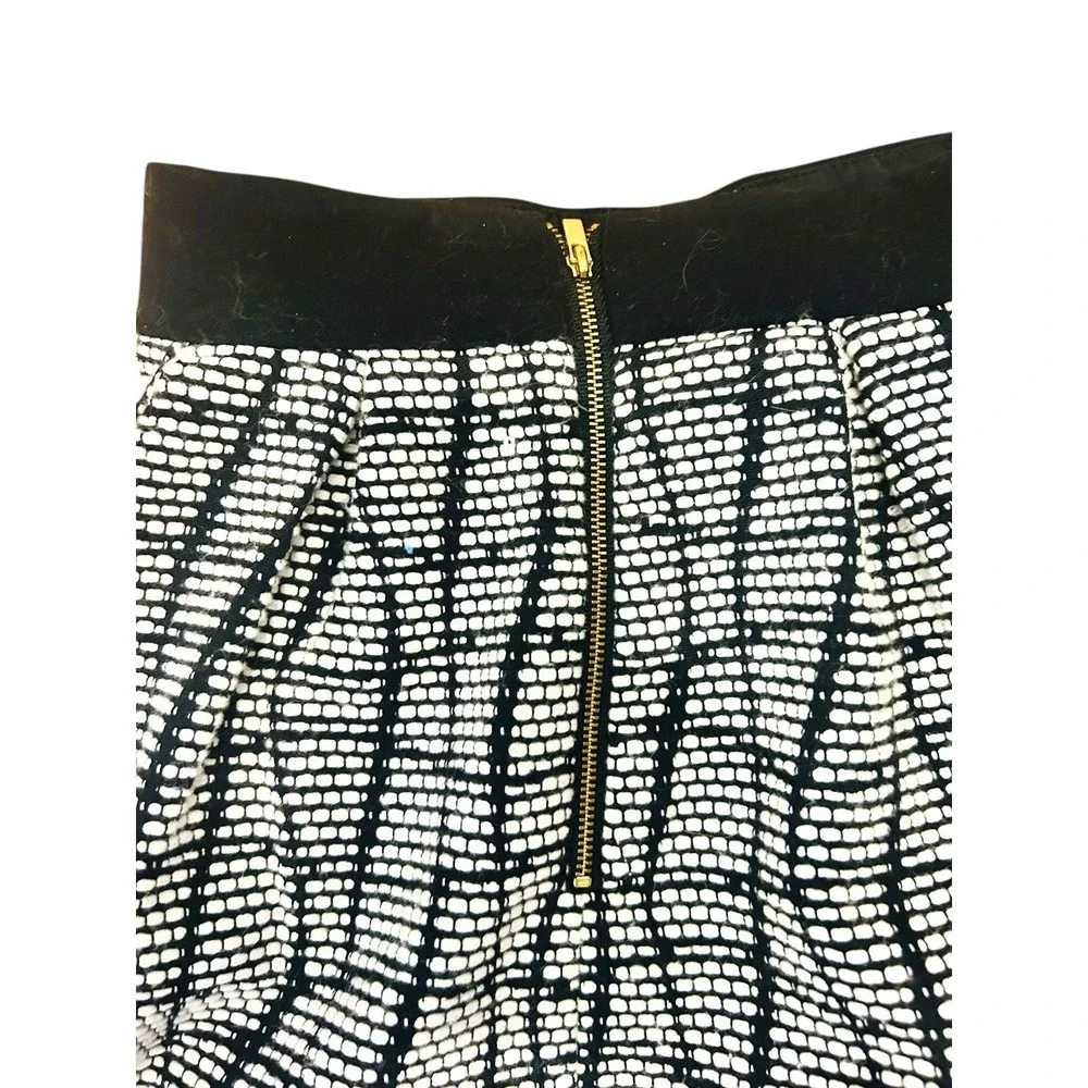 Banana Republic Black‎ White Tweed Skort Size 2 Petite Lined Mini Skirt Shorts - Picture 8 of 12